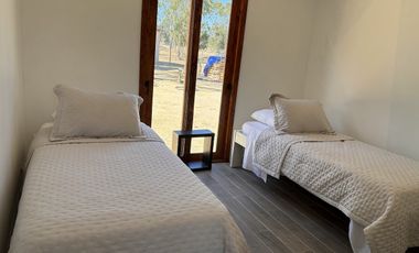 CASA 4 DORMITORIOS,3 BAÑOS, CERCANO A TUNQUEN, ALGARROBO