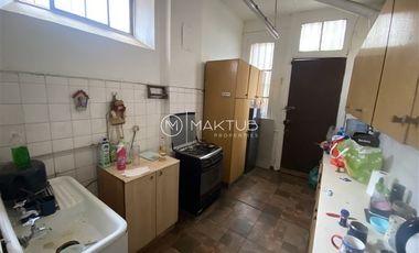 Local Comercial en Venta en A una cuadra del Congreso