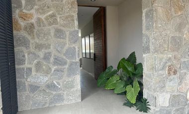 CASA EN RENTA AMUEBLADA EN ALTOZANO QUERETARO