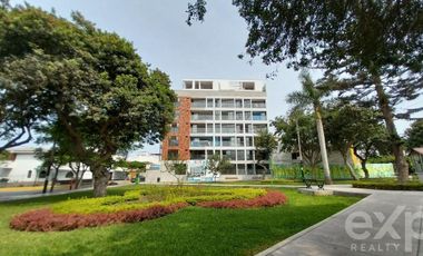 FLAT DE 3 DORMITORIOS CERCA A PARQUE