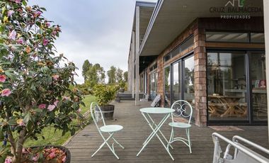 Casa en Arriendo en Condominio Puerto Varas Norte, Venta de terreno con 2 casas en parcela de 5.000 m2