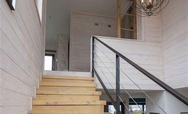 Casa en Arriendo en Condominio Puerto Varas Norte, Venta de terreno con 2 casas en parcela de 5.000 m2