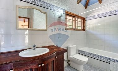Oportunidad en Pirque Casa y Naturaleza Unida