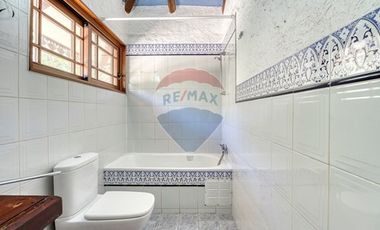 Oportunidad en Pirque Casa y Naturaleza Unida