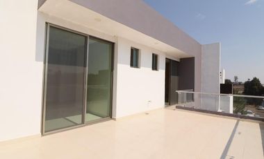 CASA EN VENTA EN MORELIA, VILLAS DEL LAGO (ZONA ALTOZANO)