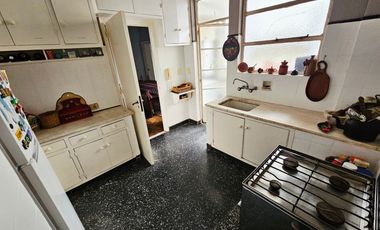 Venta Departamento 4 ambientes con dependencia