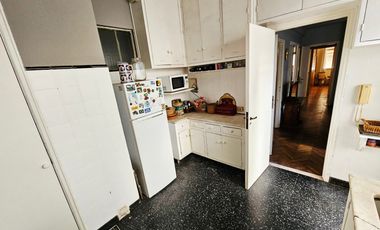 Venta Departamento 4 ambientes con dependencia