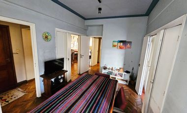 Venta Departamento 4 ambientes con dependencia