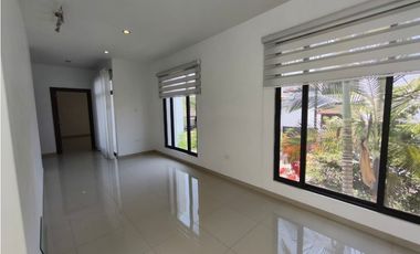 RENTA CASA GALEANA ESQ. USO COMERCIAL, LAS BRISAS SAHUAYO MICH