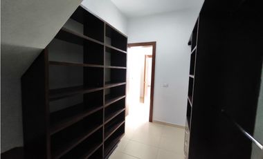 RENTA CASA GALEANA ESQ. USO COMERCIAL, LAS BRISAS SAHUAYO MICH
