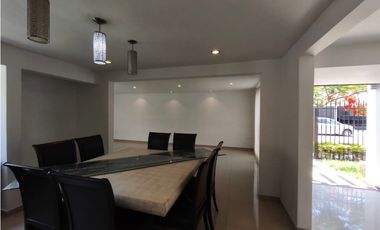 RENTA CASA GALEANA ESQ. USO COMERCIAL, LAS BRISAS SAHUAYO MICH