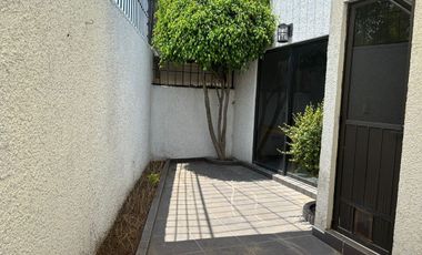 VENTA DE BONITA CASA EN CONDOMINIO EN GRANJAS LOMAS DE GUADALUPE.