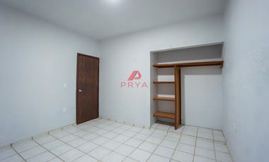 Casa en venta en Santa Paula, Tonalá con espacio independiente para negocio
