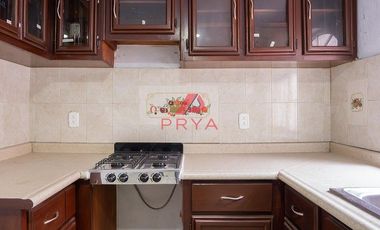 Casa en venta en Santa Paula, Tonalá con espacio independiente para negocio