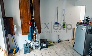 Casa de 4 pisos en Urb. Vista Alegre