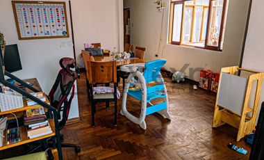 Casa de 4 pisos en Urb. Vista Alegre