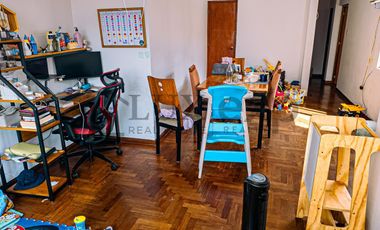 Casa de 4 pisos en Urb. Vista Alegre