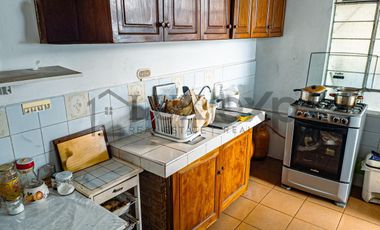 Casa de 4 pisos en Urb. Vista Alegre