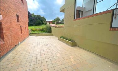 Hermosa casa en La Calera ¡elegancia y confort!