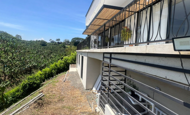Casa campestre en condominio para arriendo en Combia, Pereira!!!