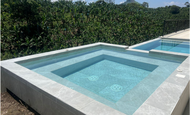 Casa campestre en condominio para arriendo en Combia, Pereira!!!