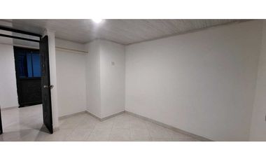 ARRIENDO APTO ALTOS DEL PEÑON GIRARDOT $900.000