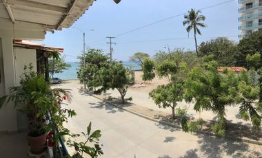 Casa en primera línea de Playa Salguero -005R