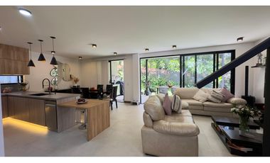 Venta de casa en El Retiro Macedonia
