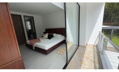 Venta de casa en El Retiro Macedonia