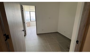 VENTA DE CONSULTORIO EN CENTRO MEDICO ZONATA ARMENIA