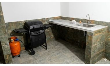 Amplia Casa con Jacuzzi en Flandes, Tolima  Condominio