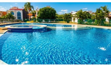 Amplia Casa con Jacuzzi en Flandes, Tolima  Condominio
