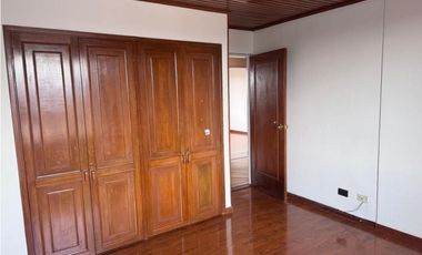 SE ARRIENDA APARTAMENTO SECTOR LA CALLEJA