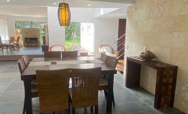 Venta y/o arriendo  casa campestre 356m2 en un solo nivel más altillo