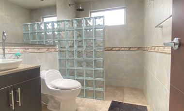 Venta y/o arriendo  casa campestre 356m2 en un solo nivel más altillo
