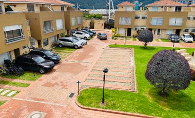 Vendo hermosa y acogedora casa, conjunto cerrado, La Balsa, Chía