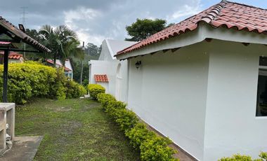 🌿 Hermosa casa ubicada entre La Gran Vía y La Mesa en Cundinamarca, vereda Guayabal, Ideal para descanso, rodeado de naturaleza, excelente inversión.