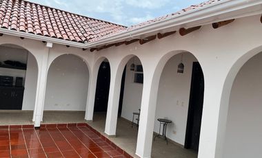 🌿 Hermosa casa ubicada entre La Gran Vía y La Mesa en Cundinamarca, vereda Guayabal, Ideal para descanso, rodeado de naturaleza, excelente inversión.