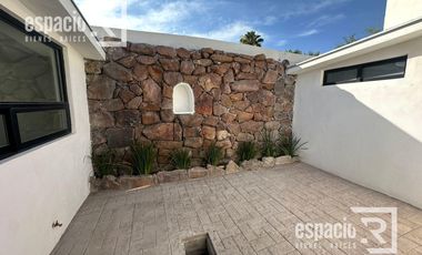 CASA VENTA DE UNA PLANTA EN SAN FELIPE