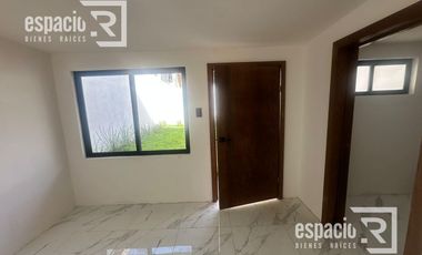 CASA VENTA DE UNA PLANTA EN SAN FELIPE