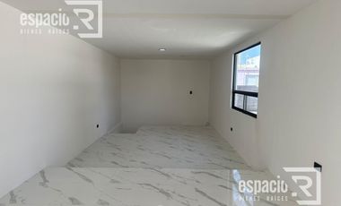 CASA VENTA DE UNA PLANTA EN SAN FELIPE
