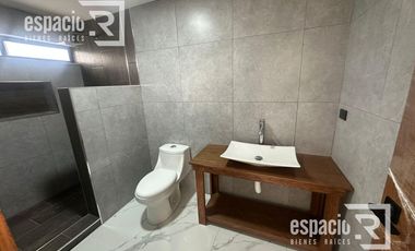 CASA VENTA DE UNA PLANTA EN SAN FELIPE