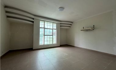 VENDO CASA RESIDENCIAL - COMERCIAL EN SAN FRANCISCO (26)