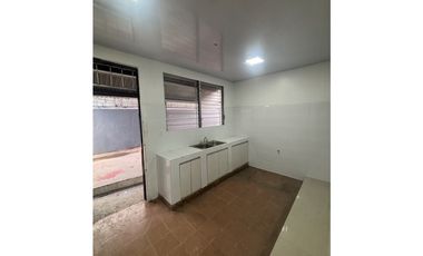 Alquilo casa/local en Bethania