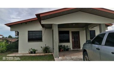SE ALQUILA CASA SEMI AMOBLADA EN SANTIAGO