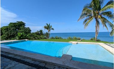 Venta de Casa de Lujo Frente al Mar en Pedasí – Andromeda