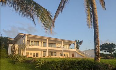 Venta de Casa de Lujo Frente al Mar en Pedasí – Andromeda