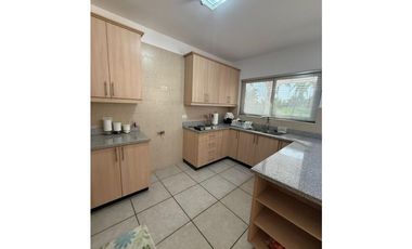 Casa en venta amoblada en PH Vista Mar, San Carlos