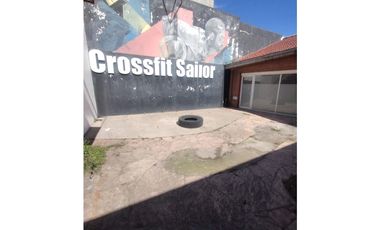 Alquiler  local comercial Juan B. Justo