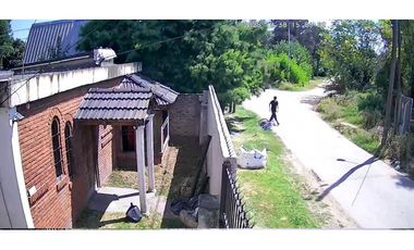 Alquilo casa en Paso del Rey  por Acceso Oeste